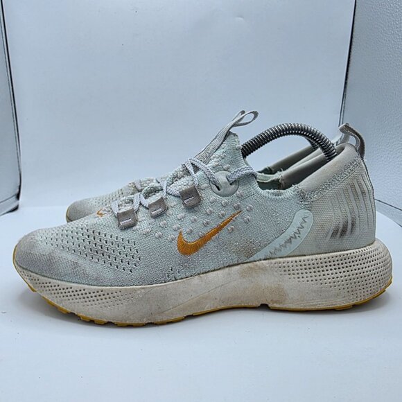 Nike React Escape Run Women Size 9 Running Shoes Barely Green DC4269 300 - Picture 13 of 13